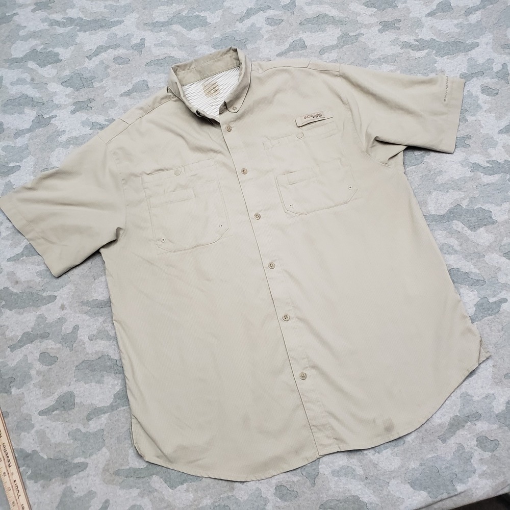 Columbia PFG Shirt Mens Large Tan Pockets Short Sleeve Button-Up Fishing Outdoor